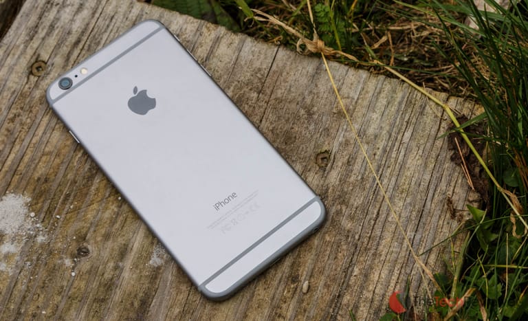 Apple iPhone 6 Plus Review – Is Bigger Really Better?
