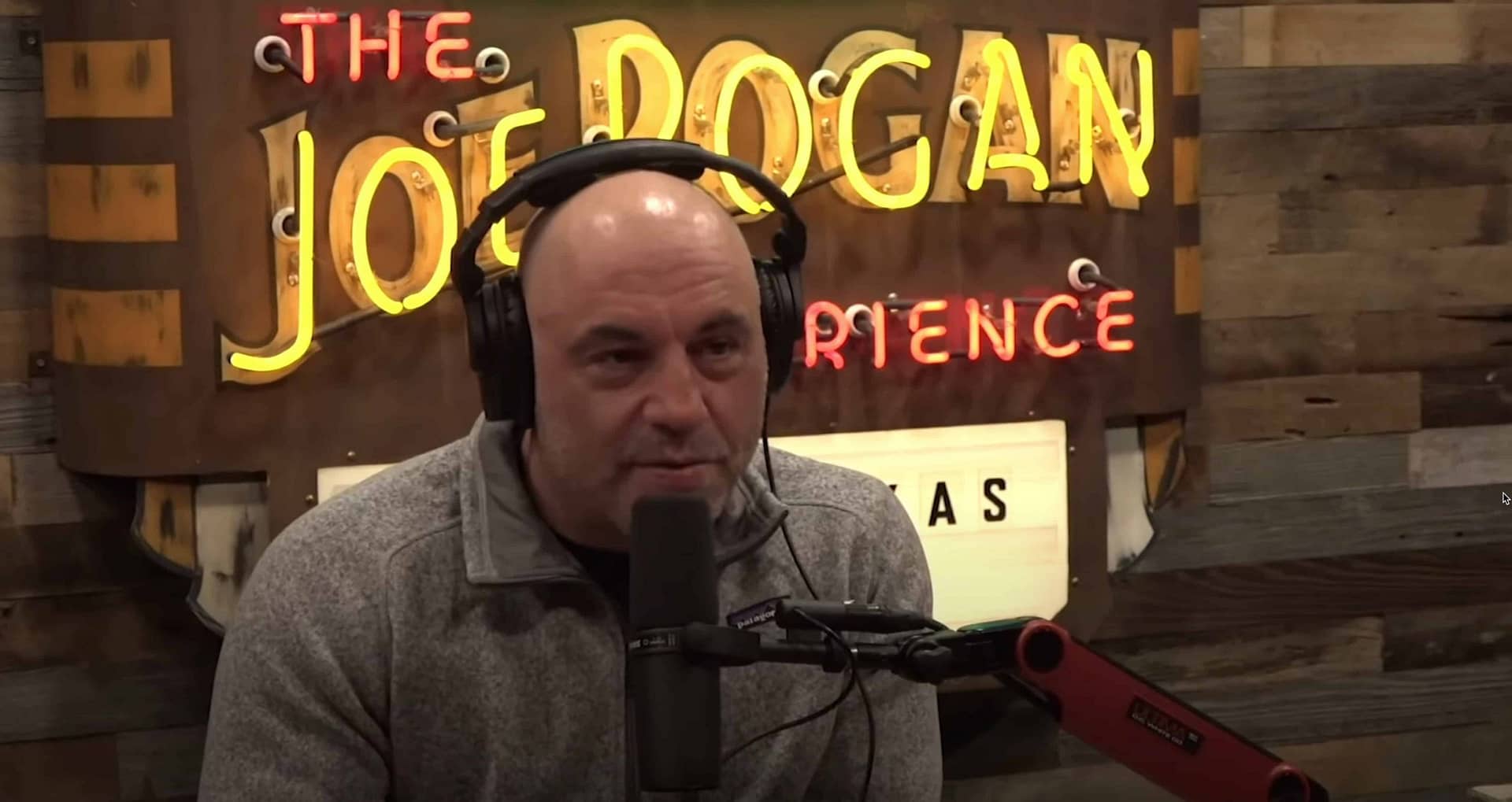 Joe Rogan Mic: What Model Does He Use on the JRE Podcast?